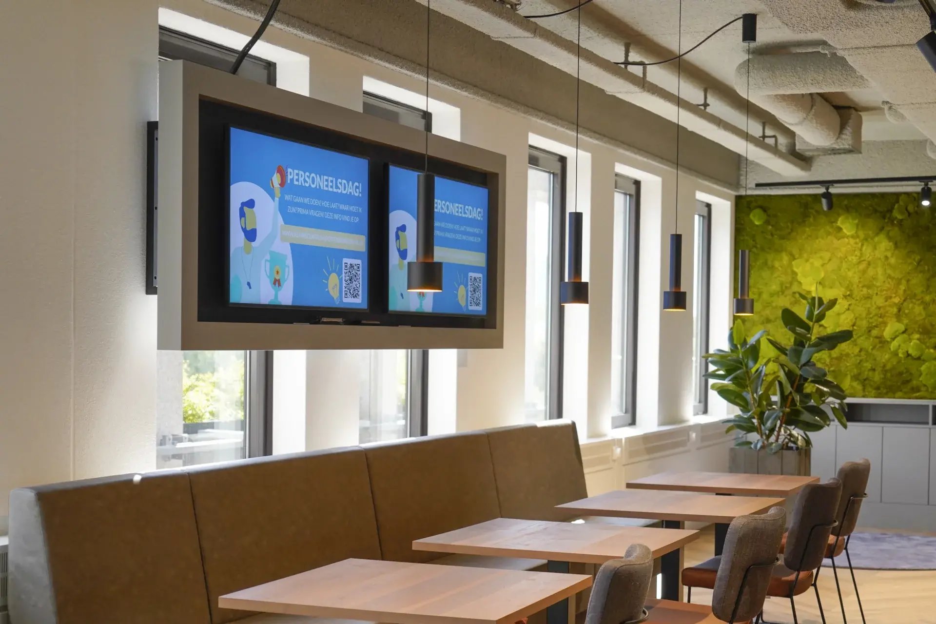 Digital-signage-entree