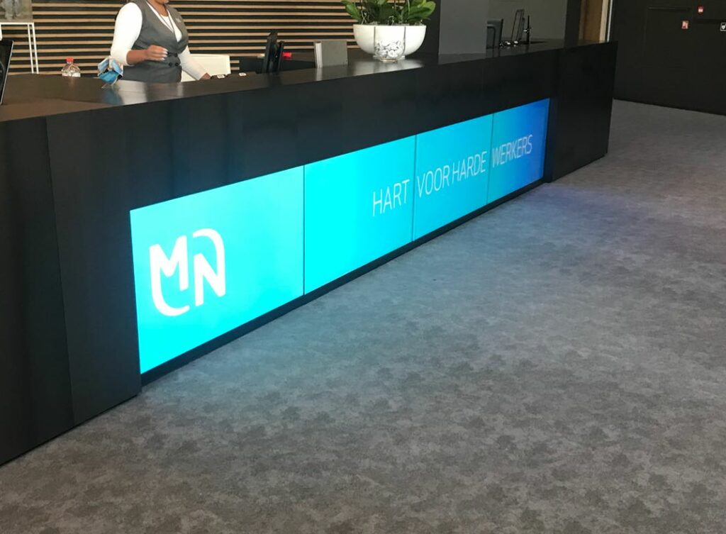 Samung videowall in receptie